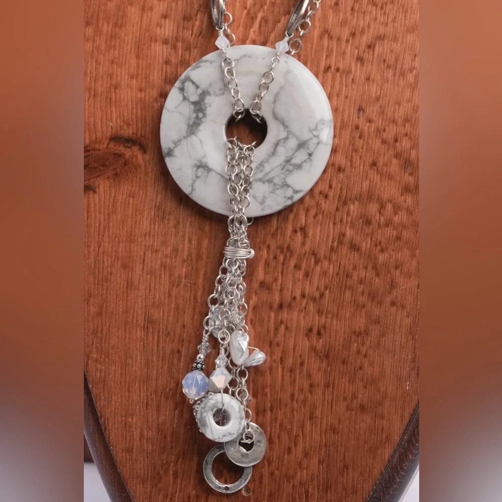 Tres‎ Jolie, luxury vintage, necklace white & silver A33